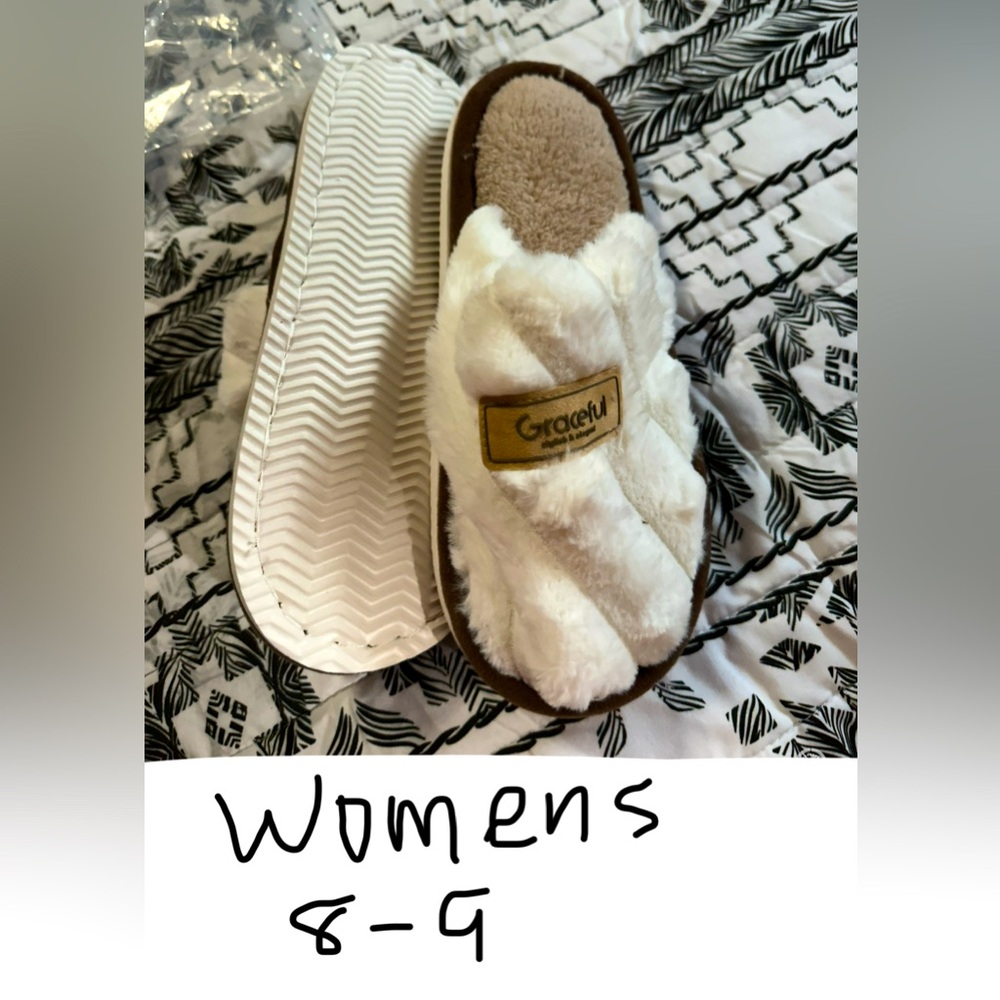 Grace White and Brown Slippers with Comfortable Sole